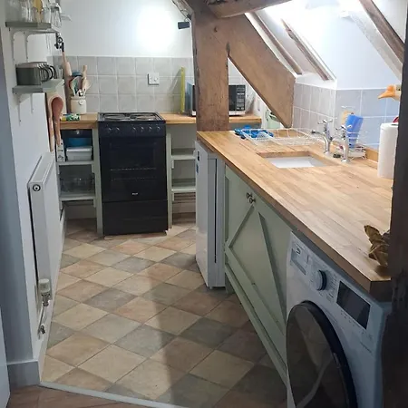 Top Floor Malthouse Studio Apartment Much Wenlock Exterior photo